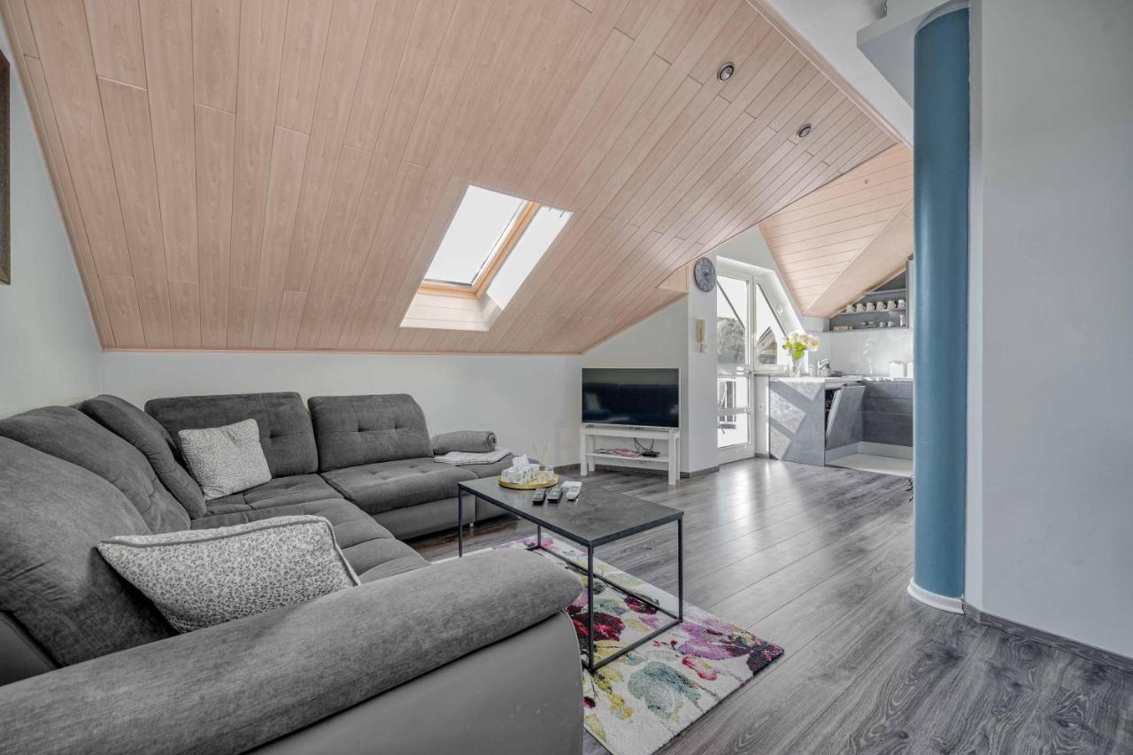 Astarea - Luxe Penthouse In Nature - Jacuzzi - Free Private Parking - Terrace & Balcony - Peace Zagreb Dış mekan fotoğraf