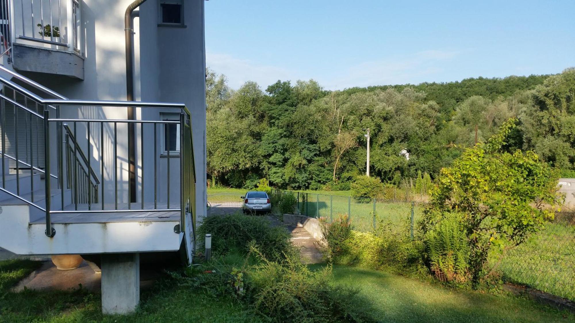 Astarea - Luxe Penthouse In Nature - Jacuzzi - Free Private Parking - Terrace & Balcony - Peace Zagreb Oda fotoğraf